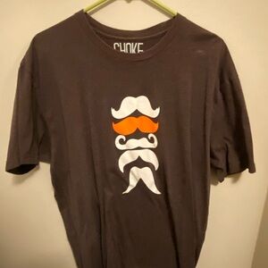 Mustache tee size XL, Brown T-Shirt with Orange and White Graphic
